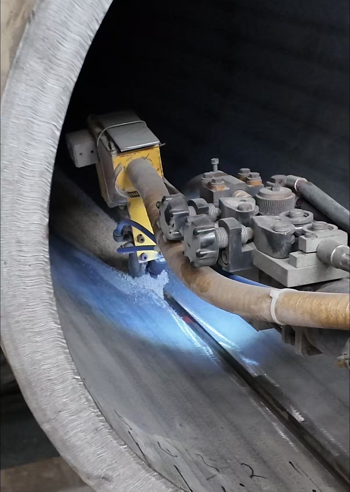 Application of Submerged Arc Welding Machines in Welded Pipe Manufacturing